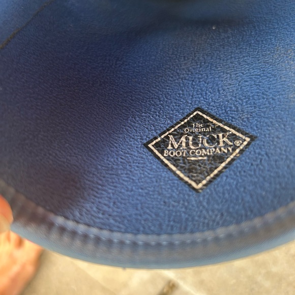 Kids Waterproof black Boots - Picture 3 of 4